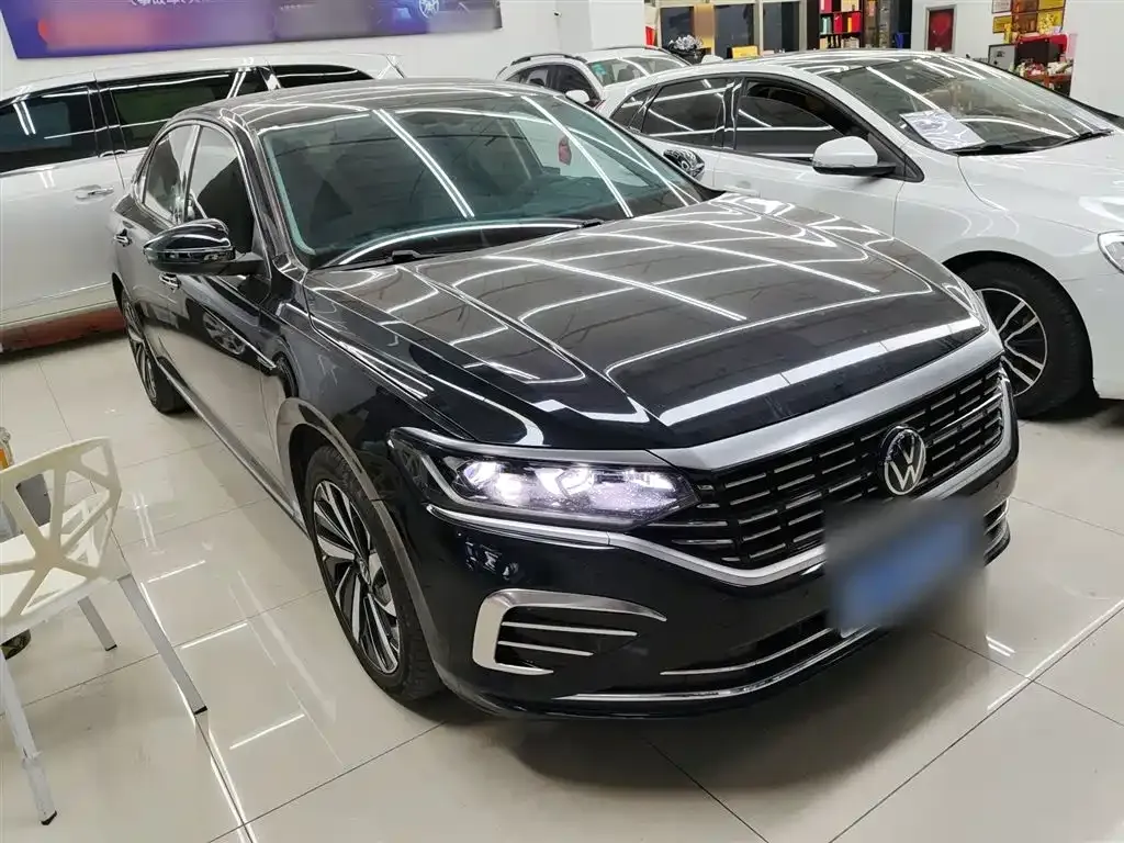 Volkswagen Passat 2023 из CN, фото 8