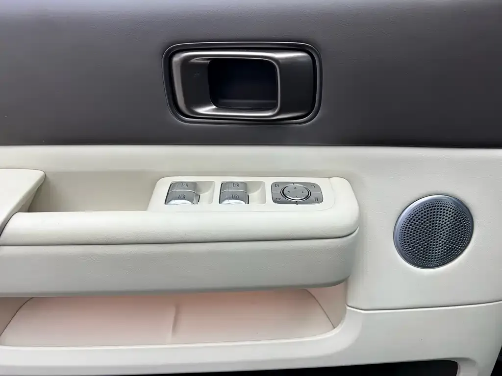 Li Auto MEGA 2024 из CN, фото 3
