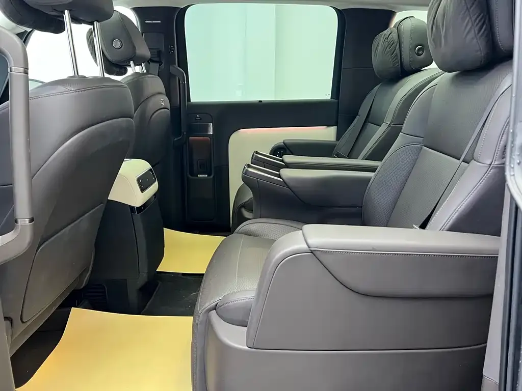 Li Auto MEGA 2024 из CN, фото 10