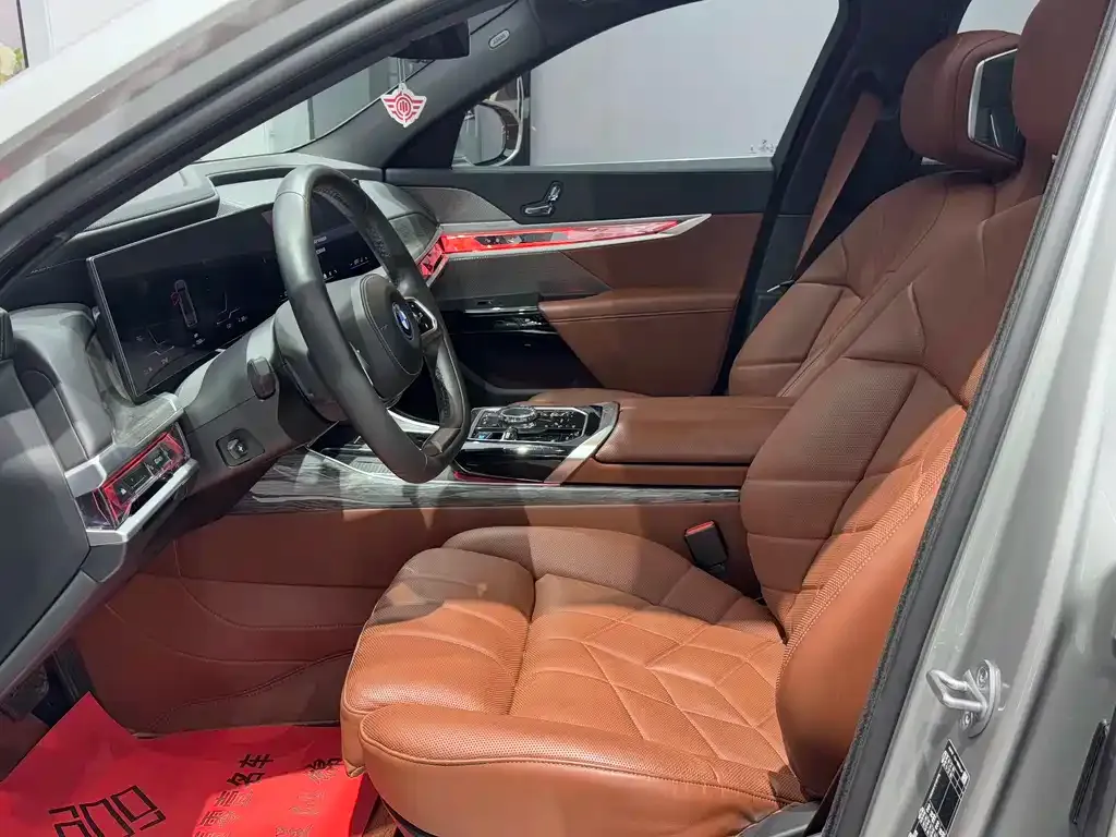 BMW i7 2023 из CN, фото 10