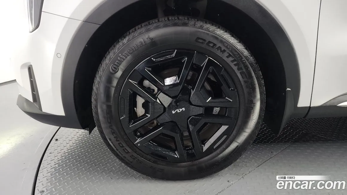 Kia Sorento — фото 5