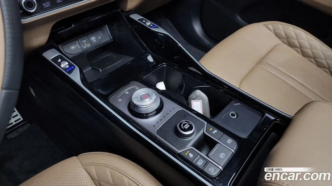 Kia Sorento — фото 9