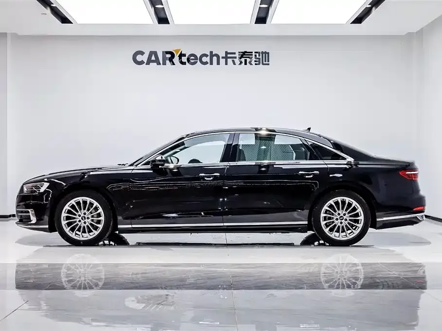 Audi A8 2022 из CN, фото 10