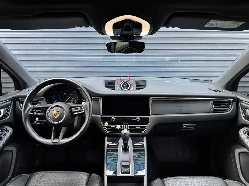 Porsche Macan — фото 6
