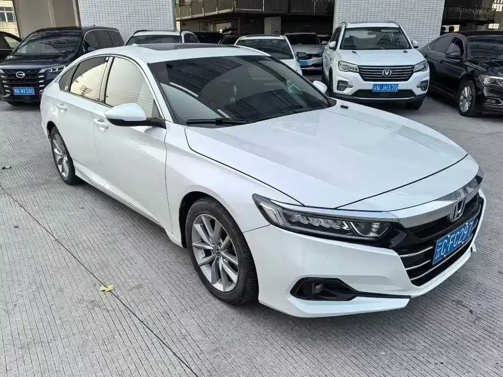 Honda Accord — фото 3