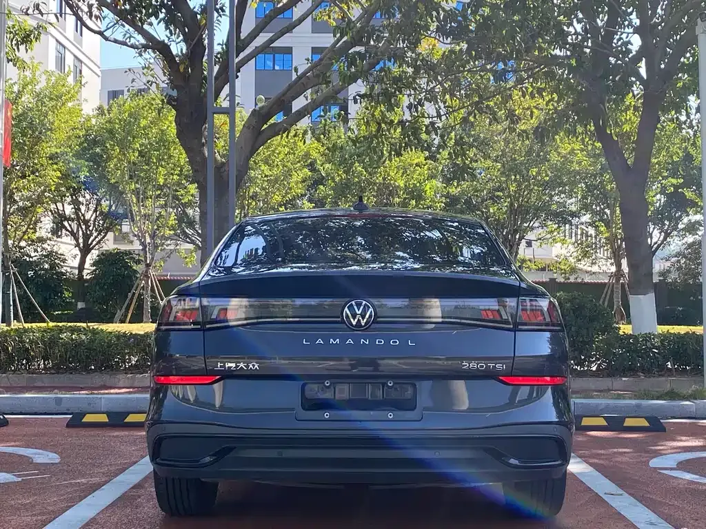 Volkswagen Lamando 2023 из CN, фото 8