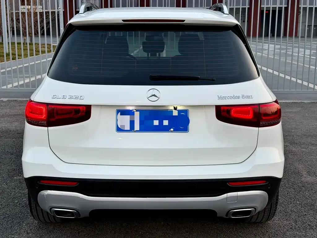 Mercedes-Benz GLB 2023 из CN, фото 9