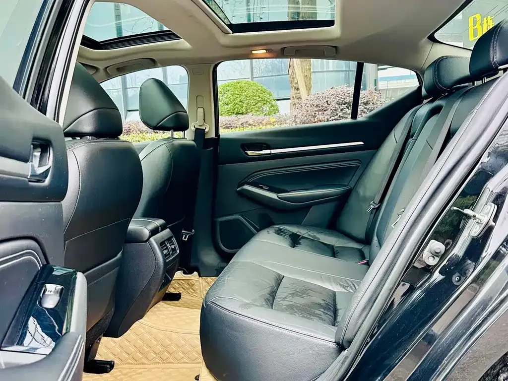 Nissan Teana 2021 из CN, фото 4