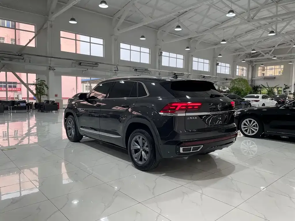Volkswagen Teramont 2023 из CN, фото 9