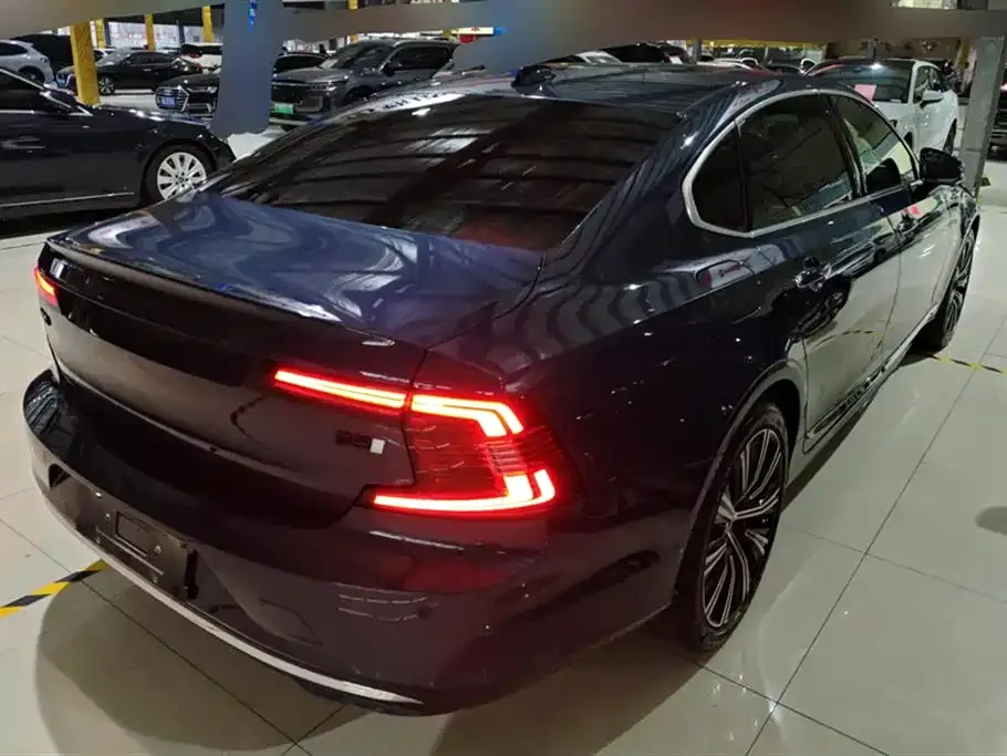 Volvo S90 2022 из CN, фото 10