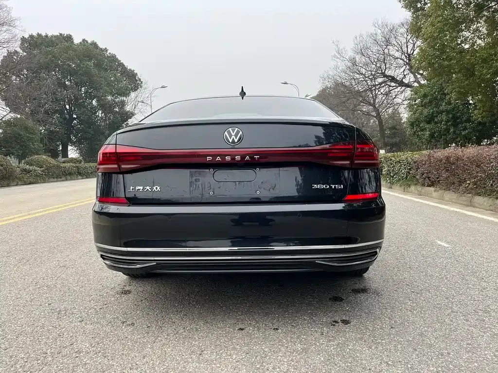 Volkswagen Passat 2024 из CN, фото 4