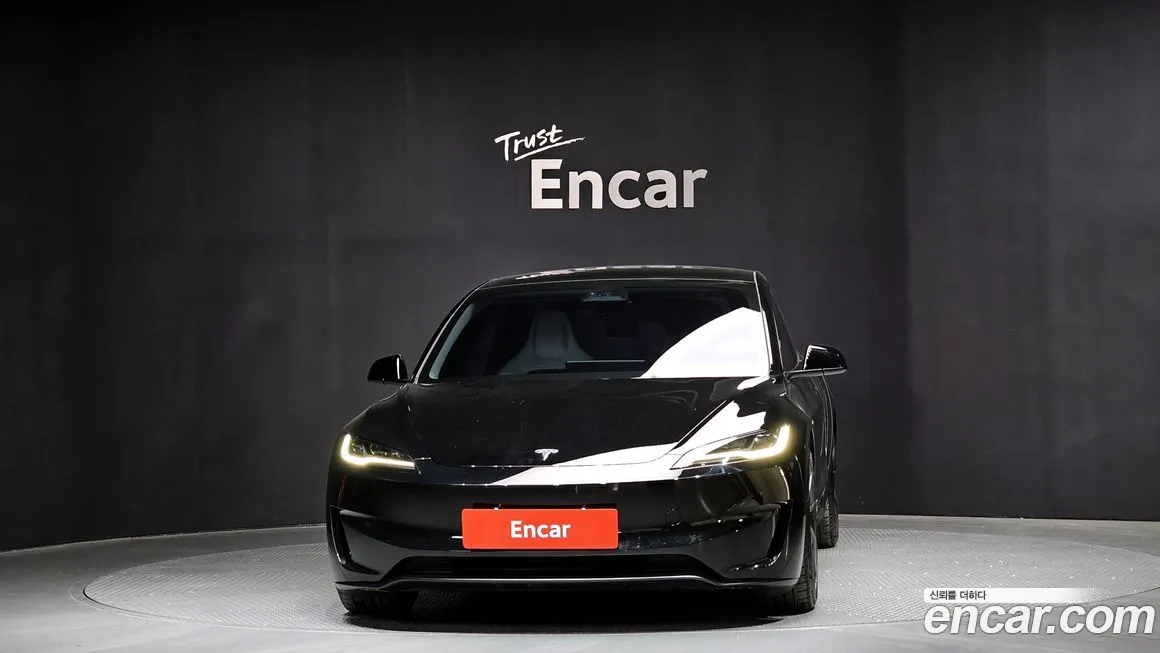 Tesla Model 3 2024 из KR, фото 3