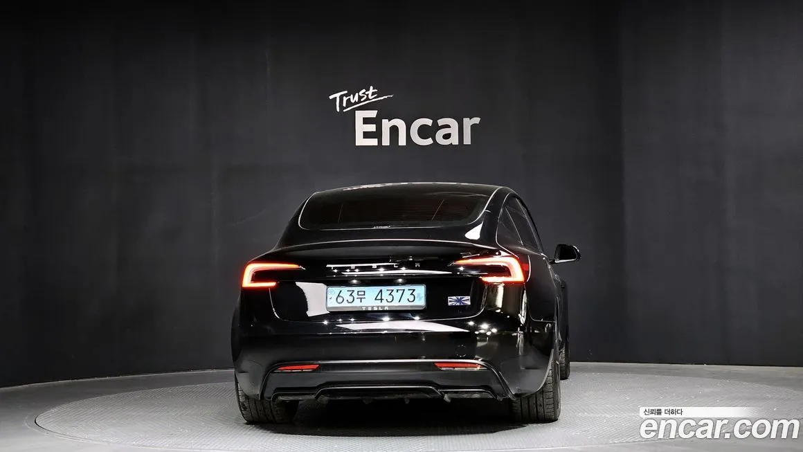 Tesla Model 3 2024 из KR, фото 4