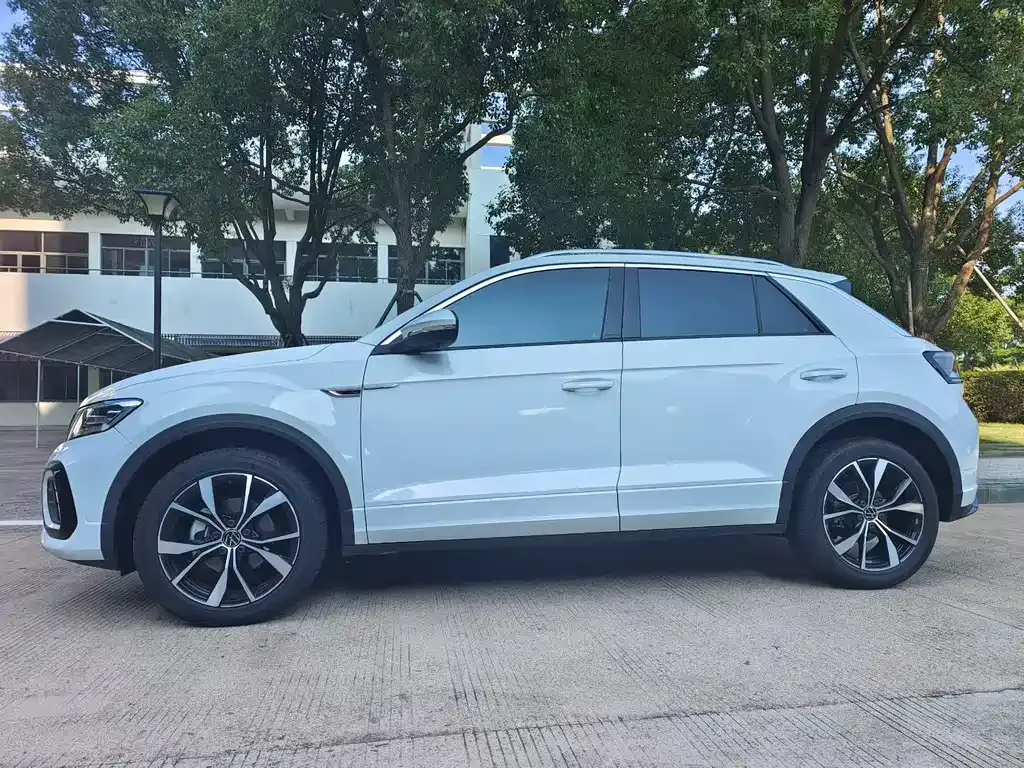 Volkswagen T-Roc 2024 из CN, фото 9