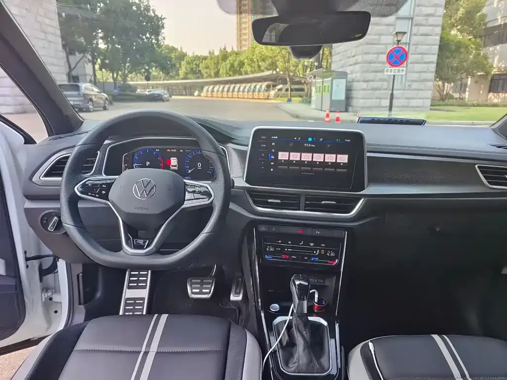 Volkswagen T-Roc 2024 из CN, фото 7