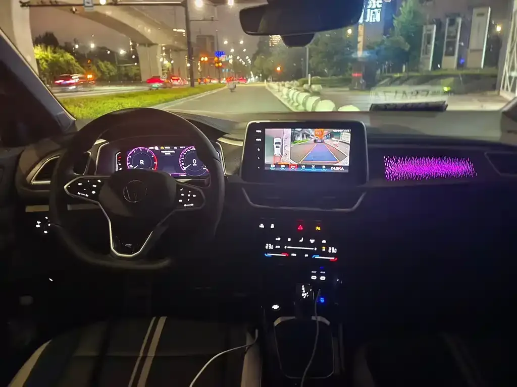 Volkswagen T-Roc 2024 из CN, фото 4