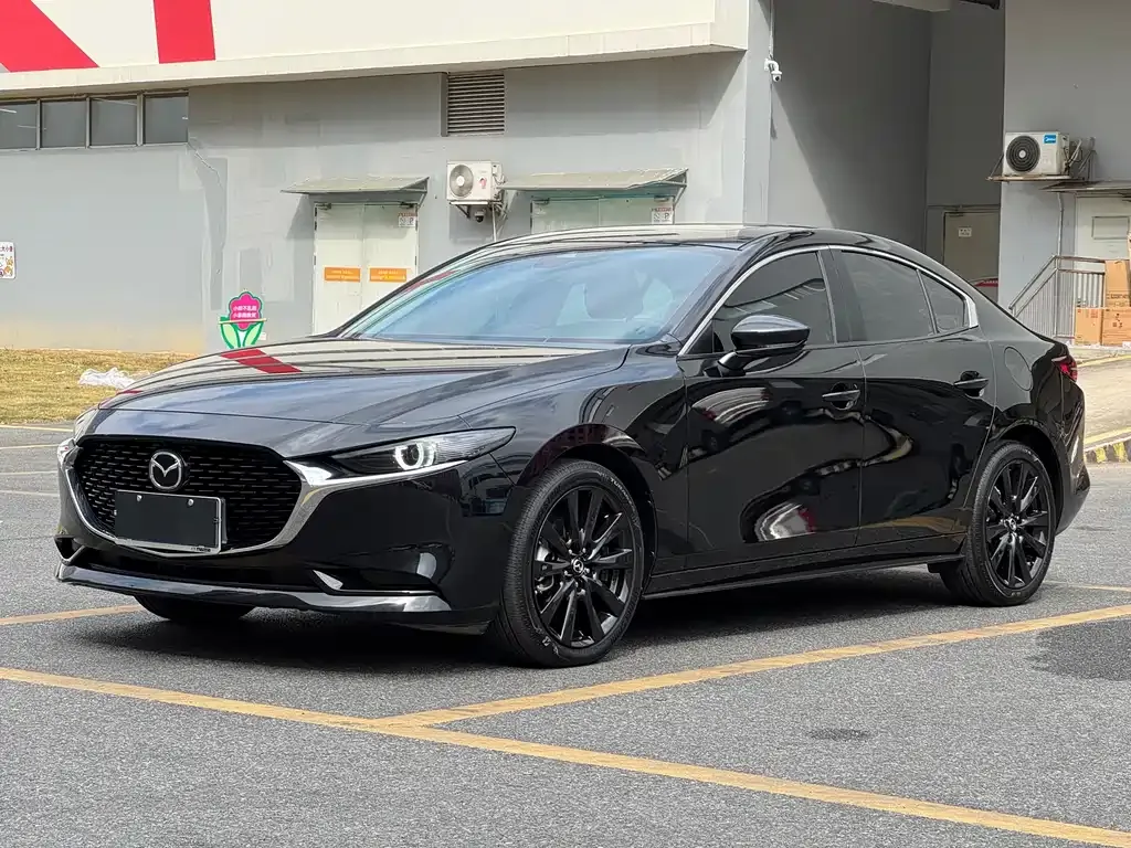 Mazda 3 Axela 2024 из CN, фото 1