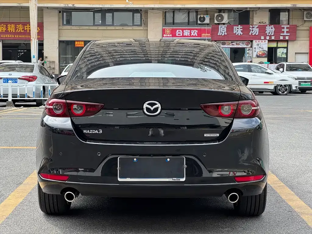 Mazda 3 Axela 2024 из CN, фото 8