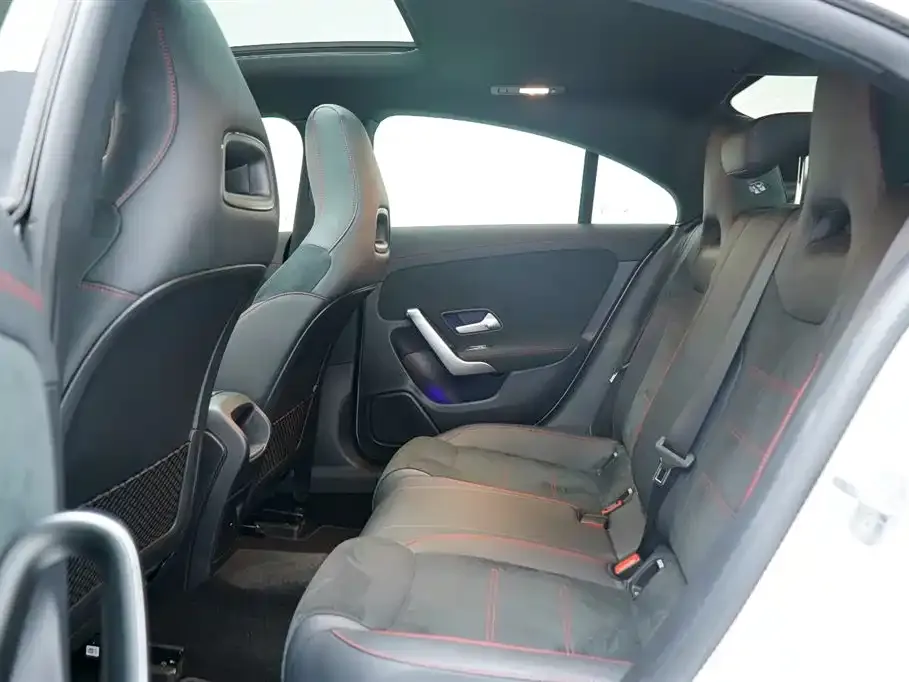 Mercedes-Benz CLA (Import) 2023 из CN, фото 6