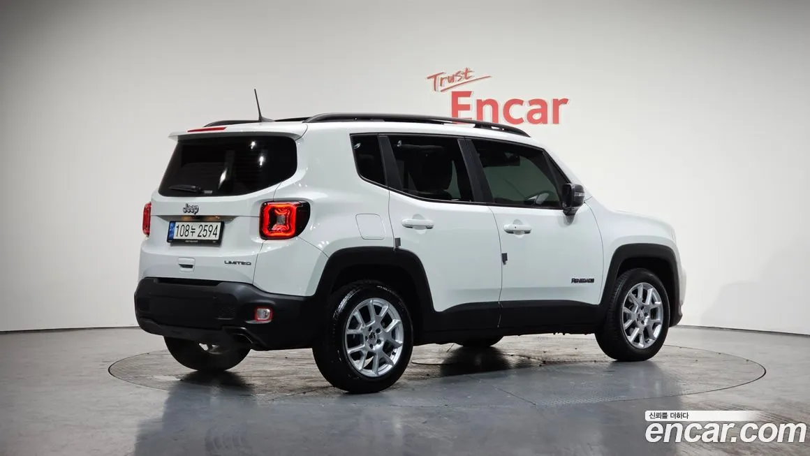 Jeep Renegade 2021 из KR, фото 5