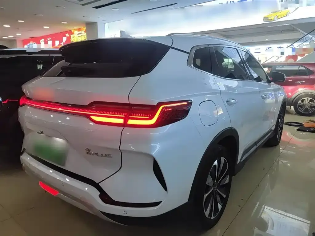 BYD PLUS New Energy — фото 7