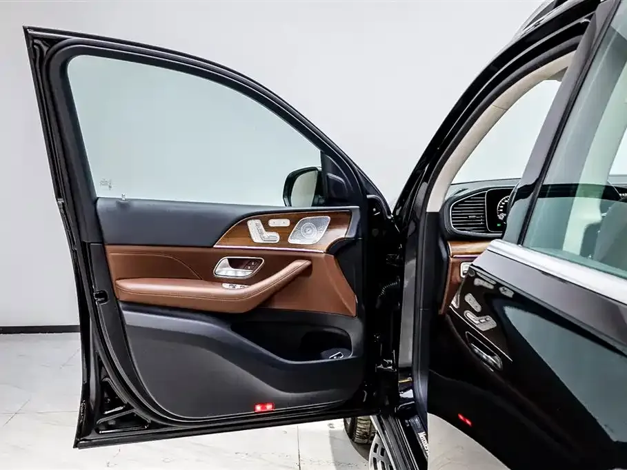 Mercedes-Benz GLE — фото 7