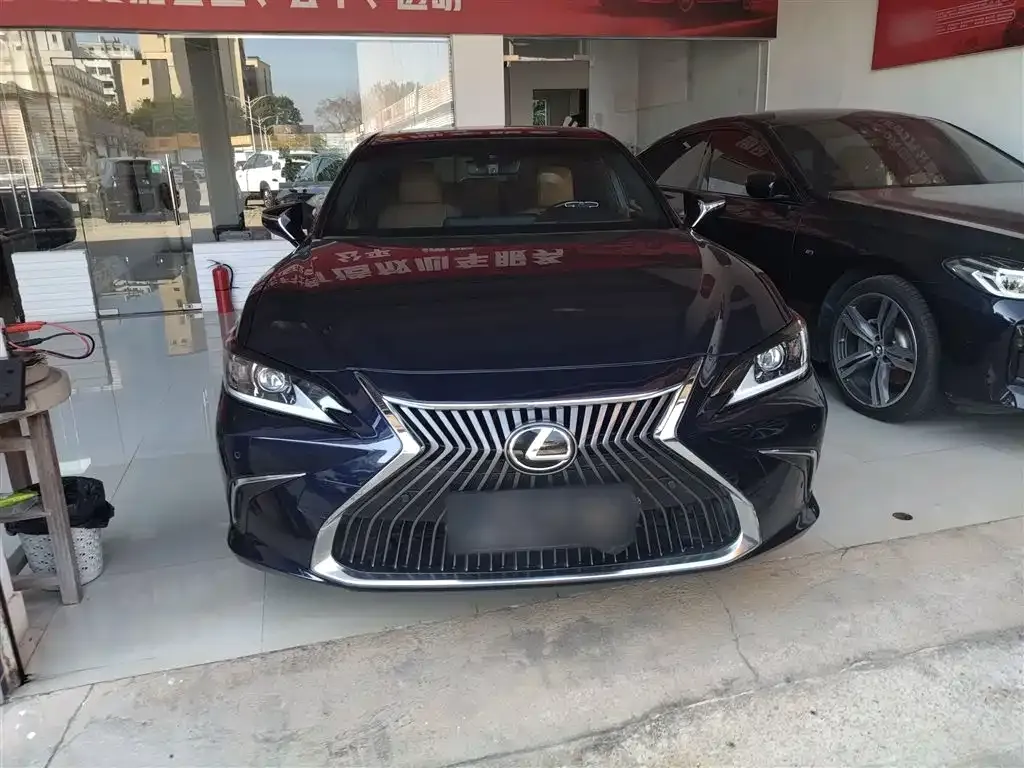 Lexus ES 2021 из CN, фото 3