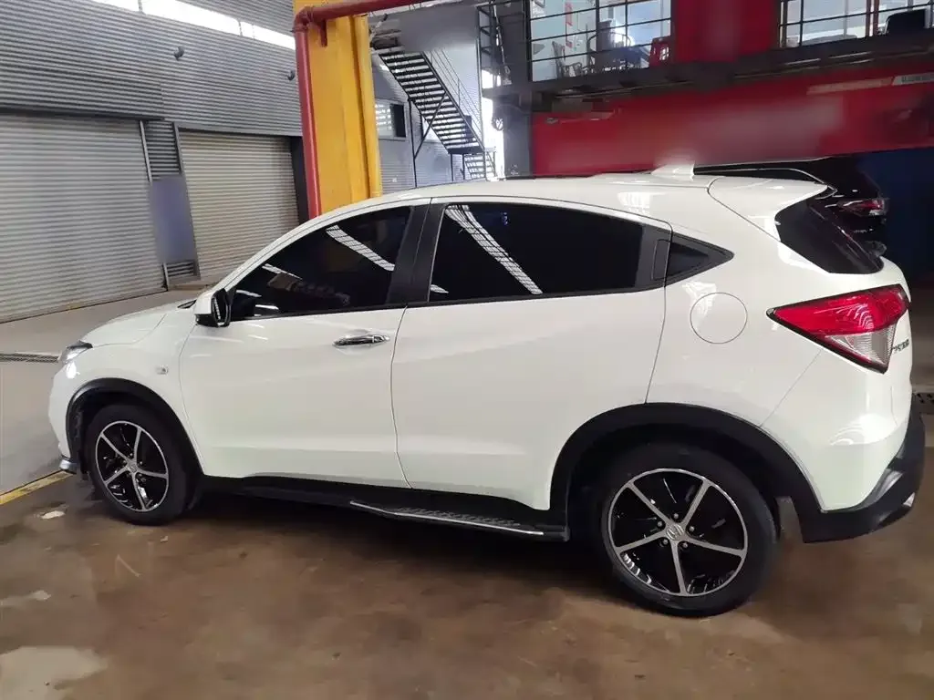 Honda Vezel 2022 из CN, фото 8