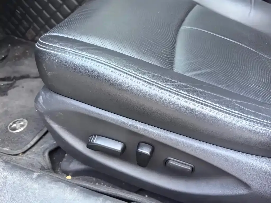 Infiniti Q50L 2022 из CN, фото 6