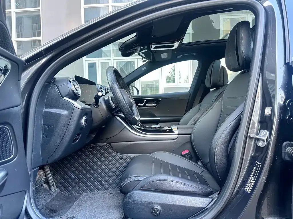 Mercedes-Benz C-Class 2024 из CN, фото 9