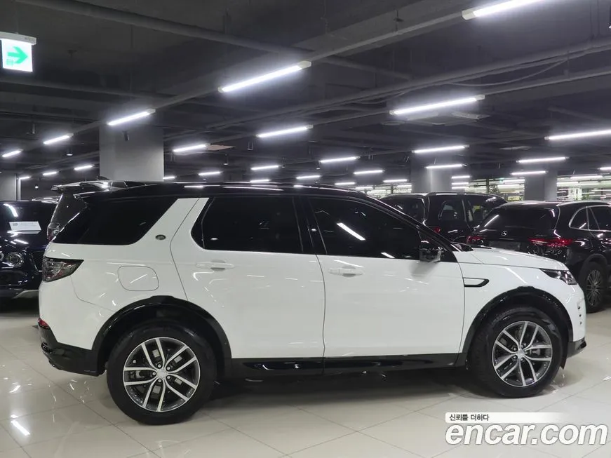 Land Rover Discovery Sport — фото 2