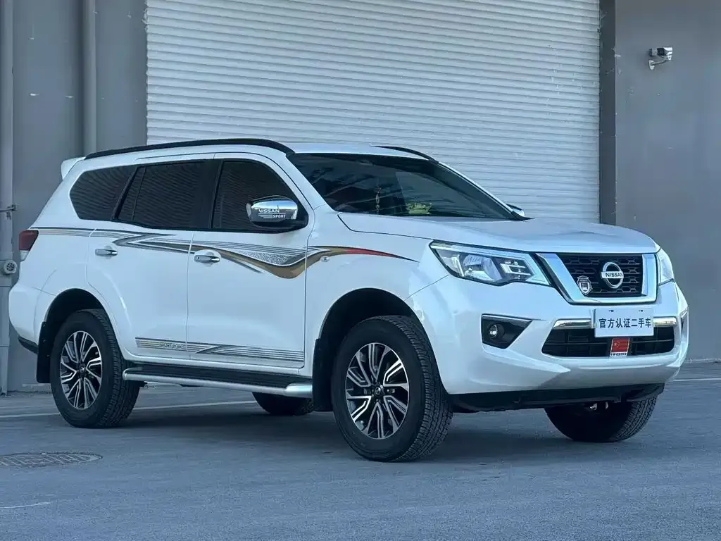 Nissan Terra — фото 9