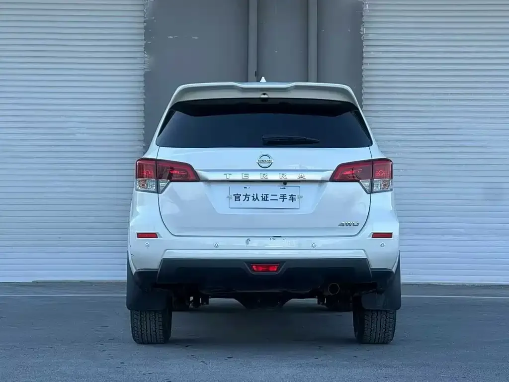 Nissan Terra — фото 2