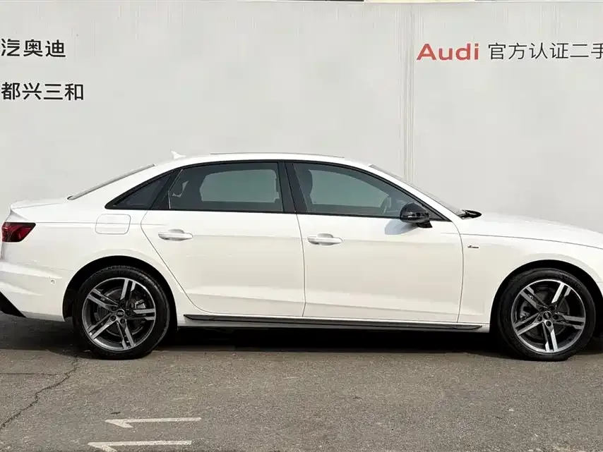 Audi A4L — фото 2