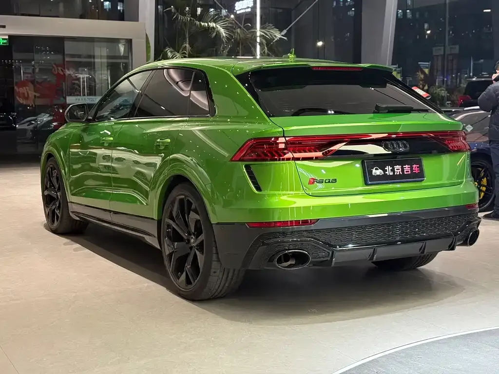 Audi RS Q8 2022 из CN, фото 9