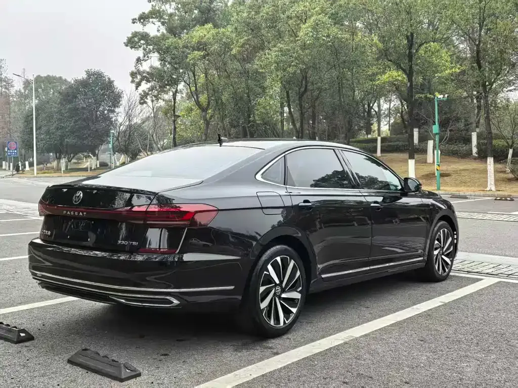 Volkswagen Passat 2024 из CN, фото 4