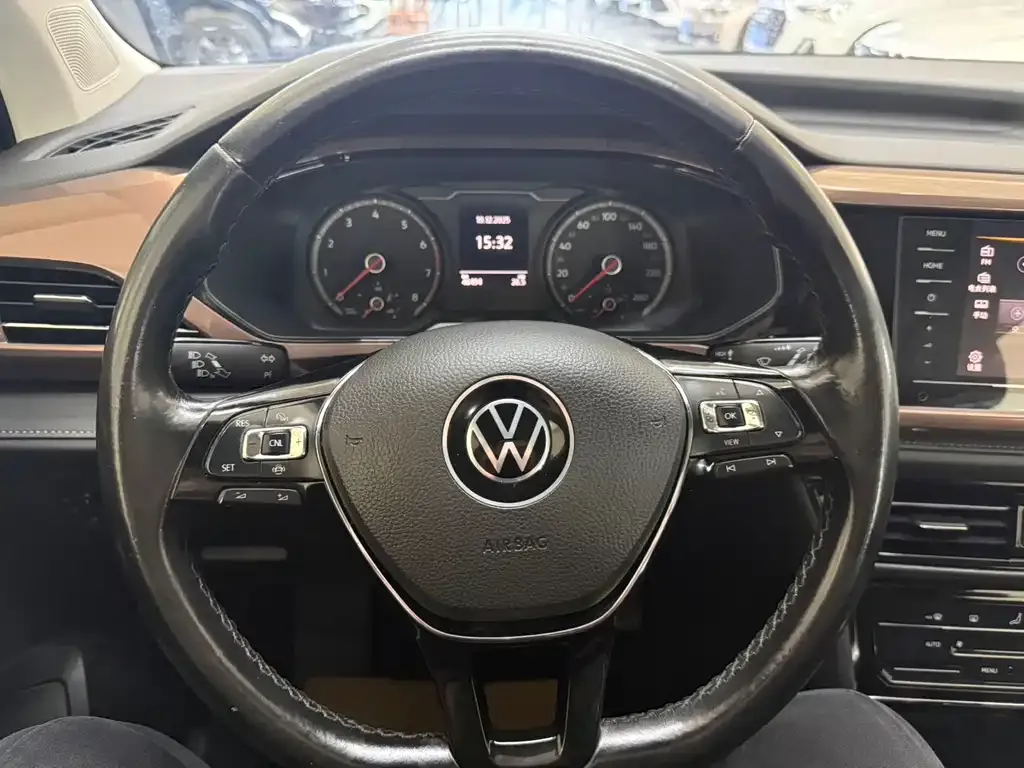 Volkswagen Tharu 2021 из CN, фото 10