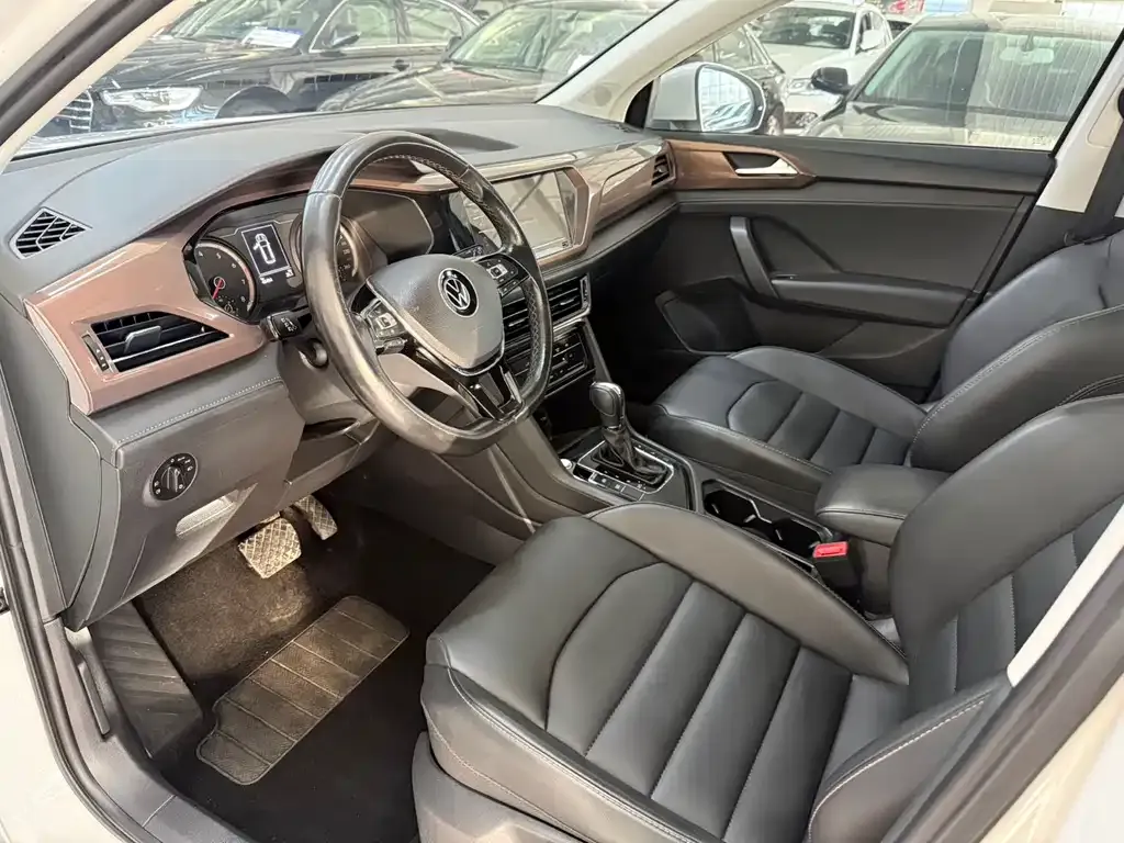 Volkswagen Tharu 2021 из CN, фото 4