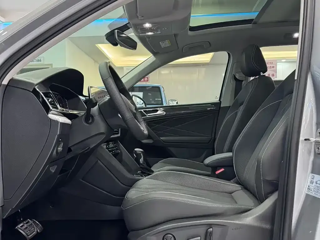 Volkswagen Tiguan L 2022 из CN, фото 5