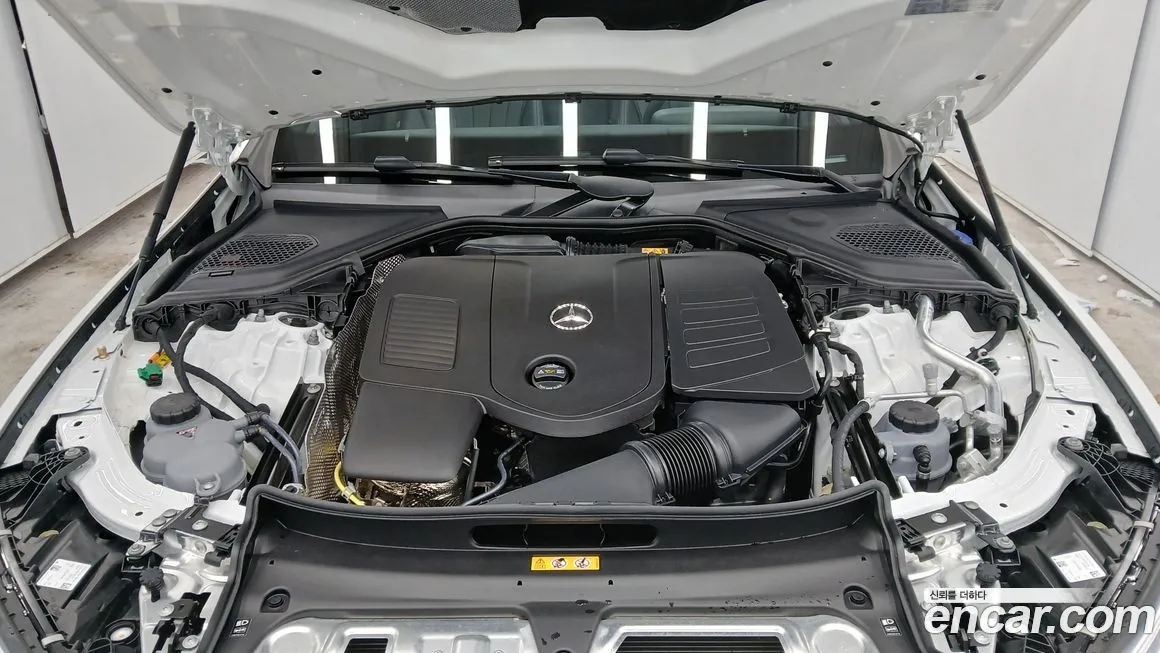 Mercedes-Benz E-Class 2025 из KR, фото 8