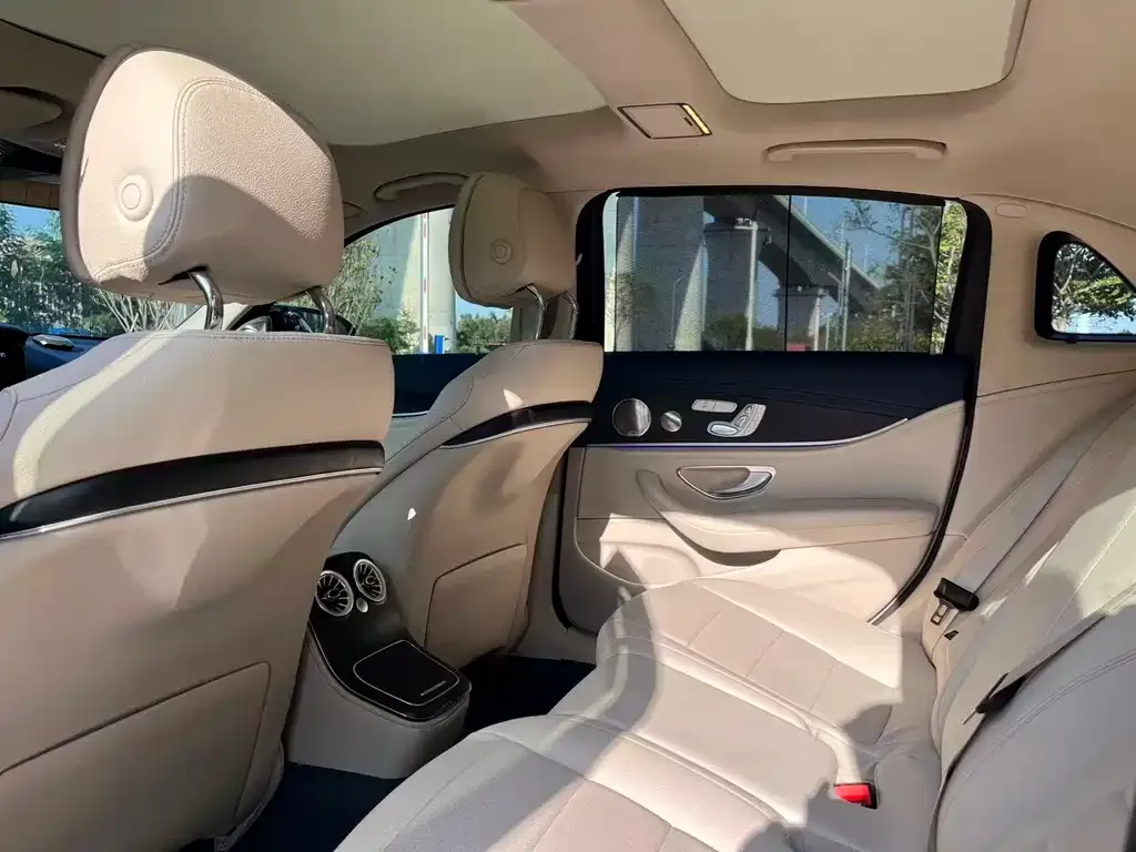 Mercedes-Benz E-Class 2021 из CN, фото 2
