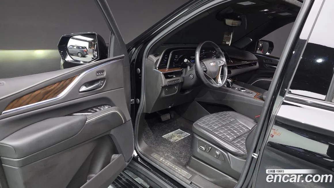 Cadillac Escalade 2022 из KR, фото 10