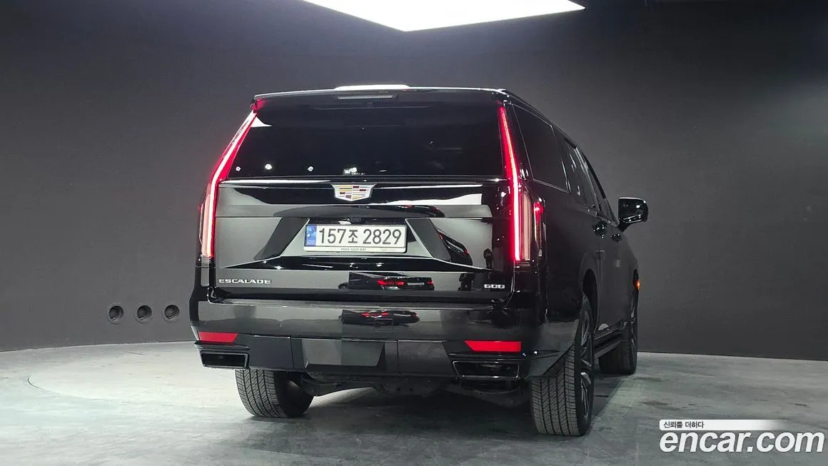 Cadillac Escalade 2022 из KR, фото 4