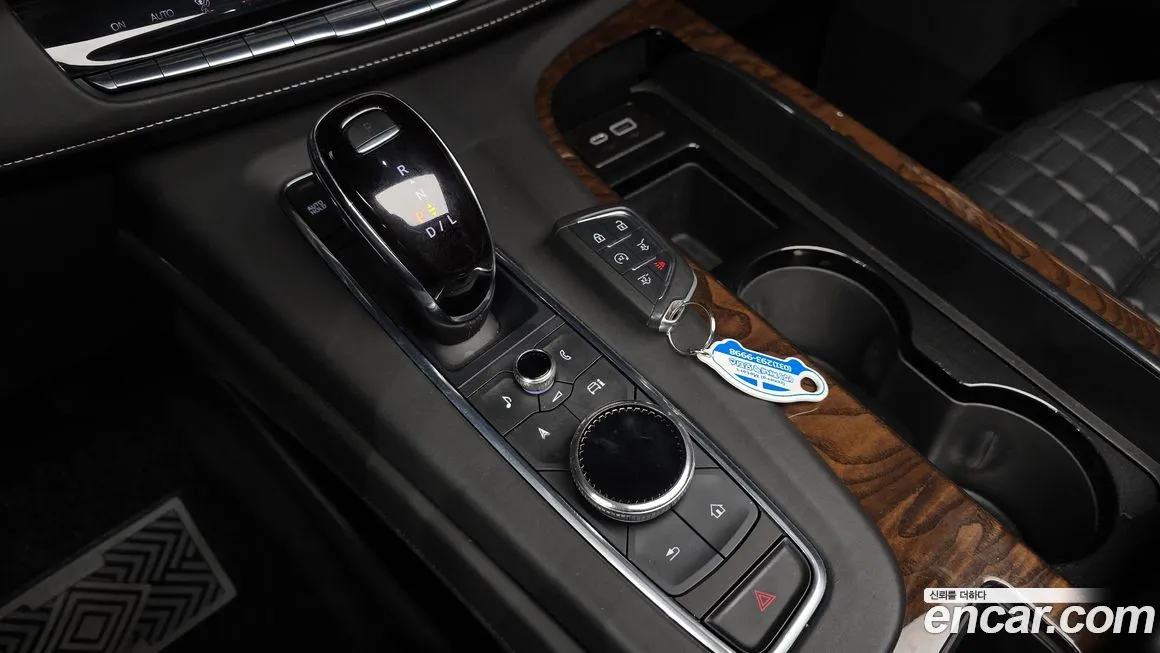 Cadillac Escalade 2022 из KR, фото 9
