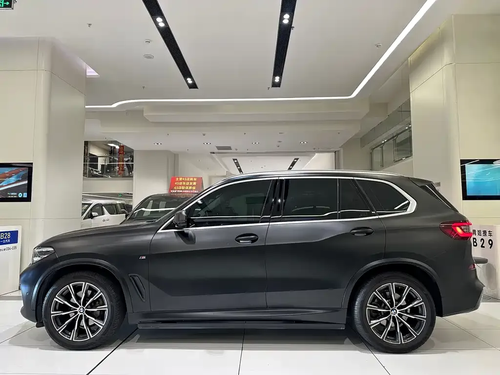 BMW X5 2022 из CN, фото 2