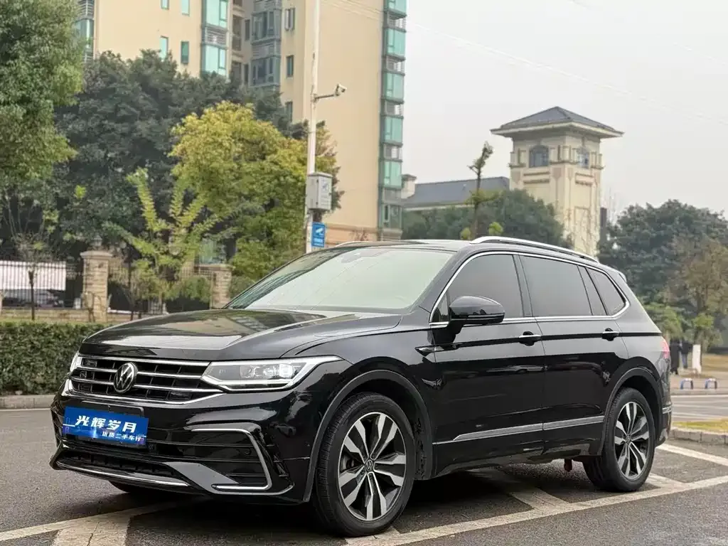 Volkswagen Tiguan L 2023 из CN, фото 1