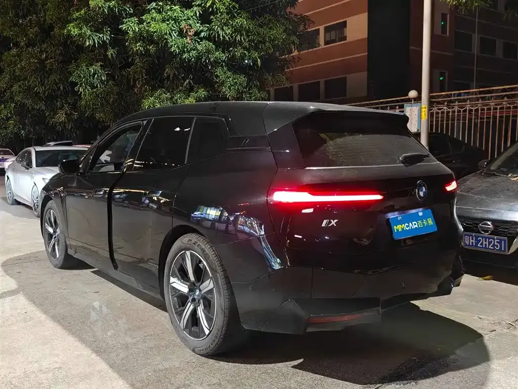 BMW iX 2023 из CN, фото 9