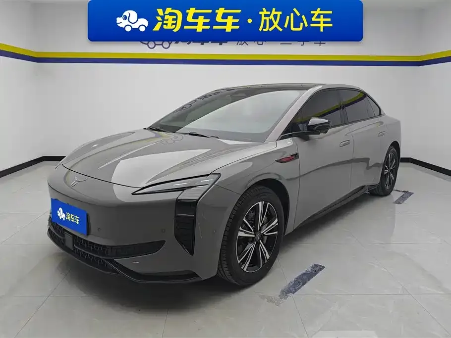 Hongqi EH7 2024 из CN, фото 1