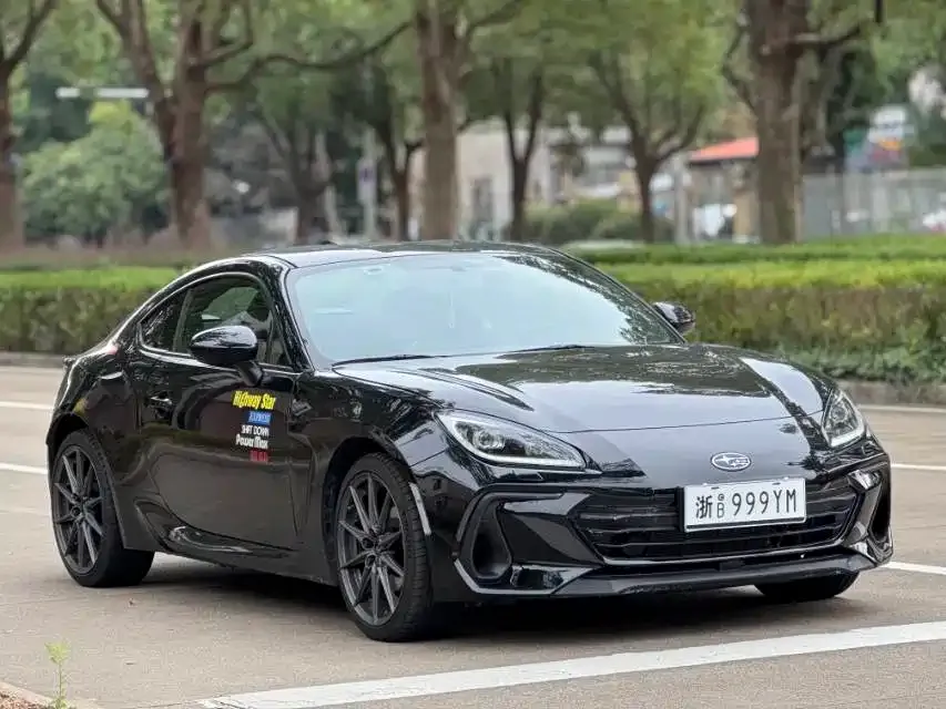 Subaru BRZ — фото 2