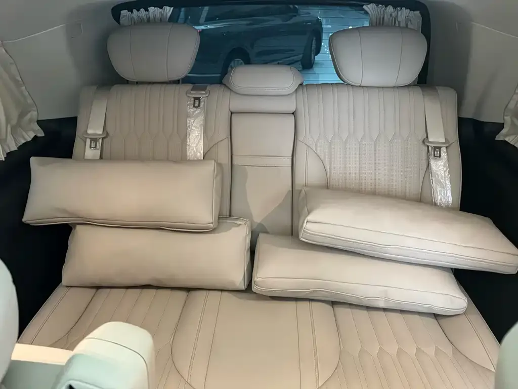 Mercedes-Benz V-Class 2022 из CN, фото 4